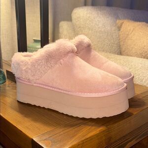 Pink Faux Fur UGG like Platform Slippers